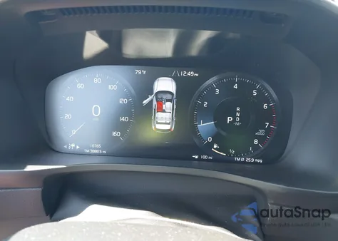 2021 Volvo Xc40 T5 Momentum from USA, damaged, VIN YV4162UK9M2458993